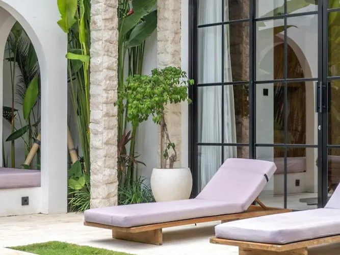 Sienna - By Yolla Hospitality Villa *